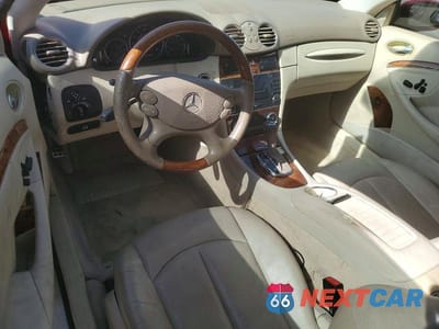 Zdjęcie 8 z 13 samochodu: 2009 MERCEDES-BENZ CLK 350 VIN:WDBTJ56H99F264993 - miniatura