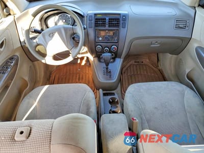 Zdjęcie 8 z 13 samochodu: 2008 HYUNDAI TUCSON GLS VIN:KM8JM12B08U712411 - miniatura