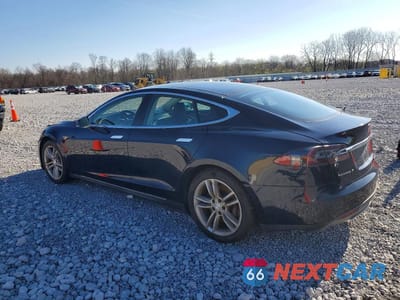 Drugie zdjęcie samochodu z przodu: 2013 TESLA MODEL S VIN:5YJSA1AG5DFP08968 - miniatura