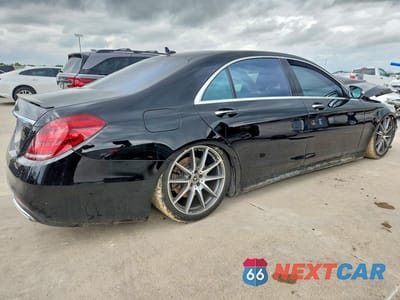 Trzecie zdjęcie samochodu z tyłu: 2018 MERCEDES-BENZ S 560 VIN:WDDUG8DB1JA380863 - miniatura