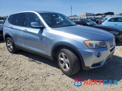 Czwarte zdjęcie samochodu z boku: 2011 BMW X3 XDRIVE28I VIN:5UXWX5C56BL708490 - miniatura