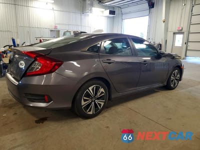 Trzecie zdjęcie samochodu z tyłu: 2017 HONDA CIVIC EXL VIN:19XFC1F70HE026130 - miniatura