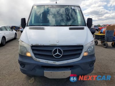 Piąte zdjęcie samochodu w środku: 2014 MERCEDES-BENZ SPRINTER 2500 VIN:WD3PE7DC2E5831193 - miniatura
