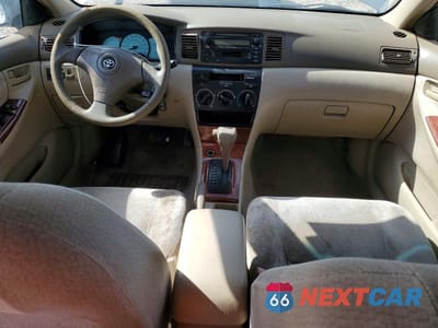 Zdjęcie 8 z 11 samochodu: 2004 TOYOTA COROLLA LE VIN:1NXBR32E14Z331110 - miniatura