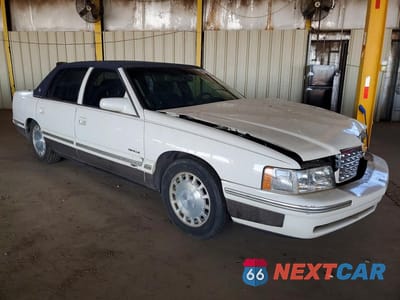 Czwarte zdjęcie samochodu z boku: 1998 CADILLAC DEVILLE VIN:1G6KD54Y8WU757906 - miniatura