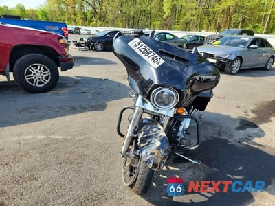 Drugie zdjęcie samochodu z przodu: 2019 HARLEY-DAVIDSON FLHX VIN:1HD1KBC16KB620680 - miniatura