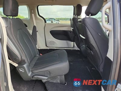 Zdjęcie 11 z 13 samochodu: 2020 CHRYSLER PACIFICA TOURING VIN:2C4RC1FG9LR127316 - miniatura