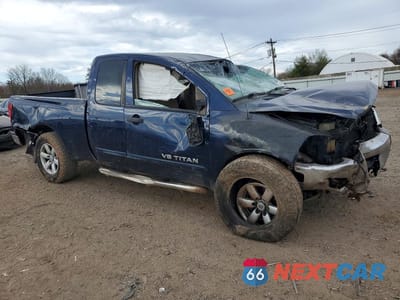 Czwarte zdjęcie samochodu z boku: 2011 NISSAN TITAN SV VIN:1N6AA0CC0BN323216 - miniatura