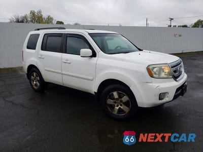 Czwarte zdjęcie samochodu z boku: 2011 HONDA PILOT EX VIN:5FNYF3H45BB006178 - miniatura