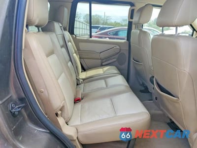 Zdjęcie 11 z 14 samochodu: 2006 FORD EXPLORER EDDIE BAUER VIN:1FMEU74EX6UB20457 - miniatura