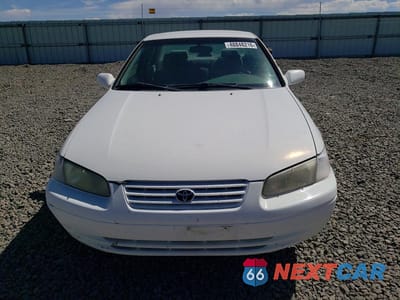 Piąte zdjęcie samochodu w środku: 1997 TOYOTA CAMRY LE VIN:JT2BG22K9V0010508 - miniatura