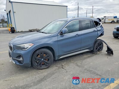 2020 BMW X1 WBXJG7C0XL5P66512 - główne zdjęcie licytacji z USA - miniatura
