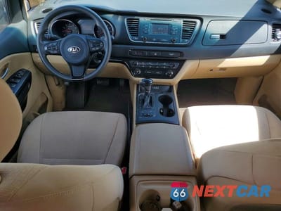 Zdjęcie 8 z 13 samochodu: 2016 KIA SEDONA LX VIN:KNDMB5C16G6121538 - miniatura