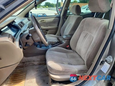Zdjęcie 7 z 13 samochodu: 2001 TOYOTA CAMRY LE V6 VIN:4T1BF22KX1U118855 - miniatura