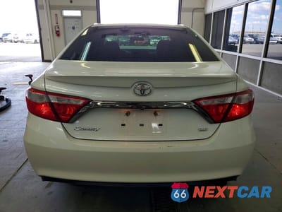 Zdjęcie 6 z 12 samochodu: 2016 TOYOTA CAMRY SE VIN:4T1BF1FK6GU157990 - miniatura