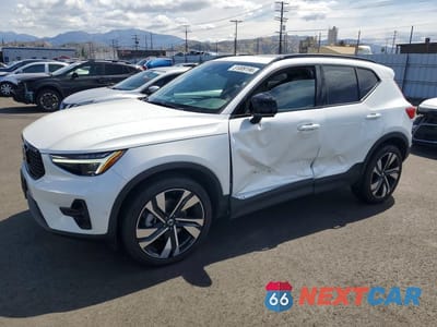 2024 VOLVO XC40 PLUS YV4L12UL7R2362268 - główne zdjęcie licytacji z USA - miniatura