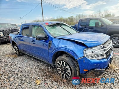 Czwarte zdjęcie samochodu z boku: 2024 FORD MAVERICK LARIAT VIN:3FTTW8M37RRB74031 - miniatura
