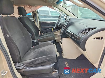 Zdjęcie 7 z 12 samochodu: 2013 DODGE GRAND CARAVAN SE VIN:2C4RDGBG2DR554263 - miniatura