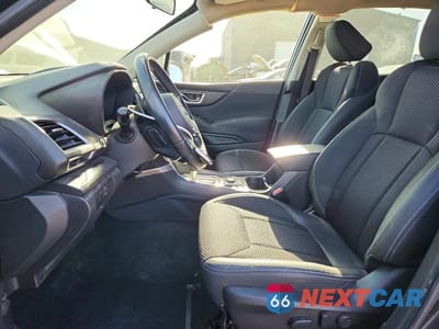 Zdjęcie 7 z 12 samochodu: 2019 SUBARU FORESTER PREMIUM VIN:JF2SKEGC8KH401995 - miniatura