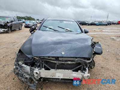 Piąte zdjęcie samochodu w środku: 2017 MERCEDES-BENZ E CLASS VIN:WDDZF4JB0HA146195 - miniatura