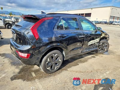 Trzecie zdjęcie samochodu z tyłu: 2024 KIA NIRO EV WIND VIN:KNDCR3L13R5121307 - miniatura