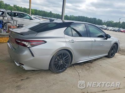 Trzecie zdjęcie samochodu z tyłu: 2024 TOYOTA CAMRY XSE VIN:4T1K61AK3RU222966 - miniatura