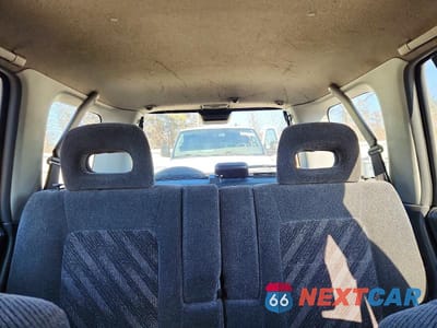 Zdjęcie 10 z 12 samochodu: 2001 HONDA CR-V EX VIN:JHLRD18651C016126 - miniatura