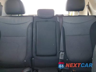 Zdjęcie 10 z 12 samochodu: 2017 KIA SOUL + VIN:KNDJP3A55H7877095 - miniatura