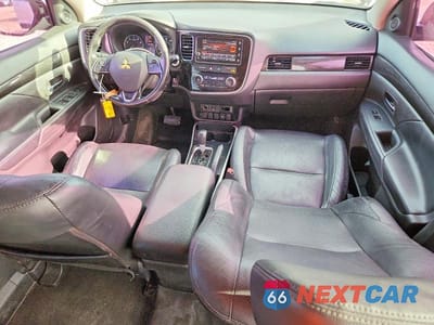 Zdjęcie 8 z 13 samochodu: 2018 MITSUBISHI OUTLANDER SE VIN:JA4AD3A33JJ000597 - miniatura