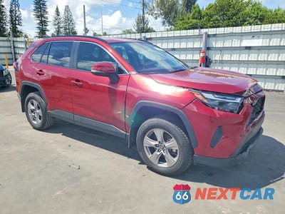 Czwarte zdjęcie samochodu z boku: 2025 TOYOTA RAV4 XLE VIN:2T3W1RFV0SW368580 - miniatura