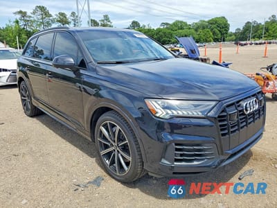 Czwarte zdjęcie samochodu z boku: 2020 AUDI Q7 PRESTIGE VIN:WA1VXAF78LD011654 - miniatura