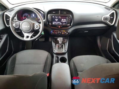 Zdjęcie 8 z 13 samochodu: 2022 KIA SOUL LX VIN:KNDJ23AU2N7158162 - miniatura