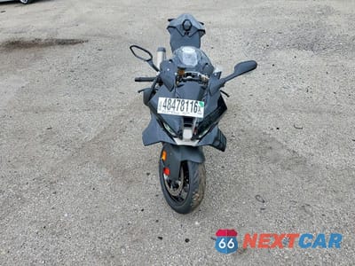 Piąte zdjęcie samochodu w środku: 2026 BMW S 1000 RR VIN:WB10P2304T6M24606 - miniatura