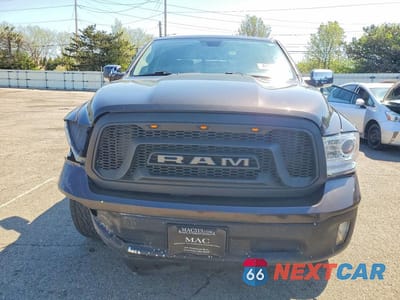 Piąte zdjęcie samochodu w środku: 2016 RAM 1500 LARAMIE VIN:1C6RR7NT9GS251498 - miniatura