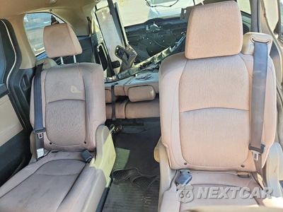 Zdjęcie 10 z 13 samochodu: 2019 HONDA ODYSSEY LX VIN:5FNRL6H23KB049236 - miniatura