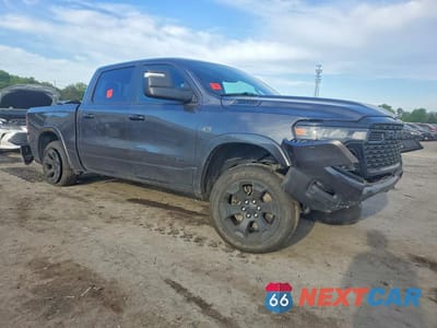 Czwarte zdjęcie samochodu z boku: 2026 RAM 1500 BIG HORN VIN:1C6SRFFT3TN252276 - miniatura