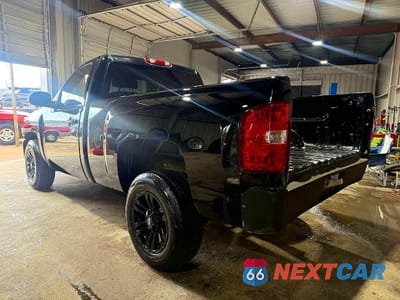 Trzecie zdjęcie samochodu z tyłu: 2008 CHEVROLET SILVERADO C1500 VIN:1GCEC14C28Z204734 - miniatura