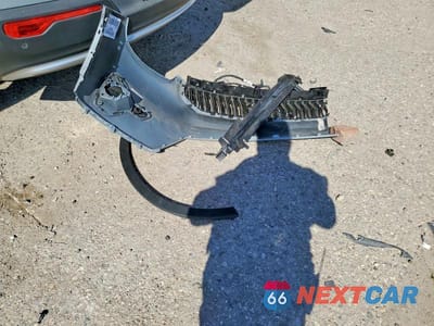 Zdjęcie 12 z 12 samochodu: 2024 VOLVO XC40 CORE VIN:YV4L12UK5R2284872 - miniatura