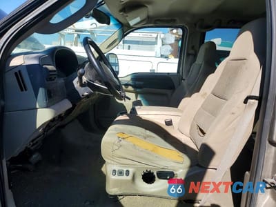 Zdjęcie 7 z 13 samochodu: 2005 FORD F350 SRW SUPER DUTY VIN:1FTWW31PX5EA15766 - miniatura