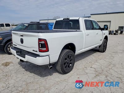 Trzecie zdjęcie samochodu z tyłu: 2024 RAM 3500 LARAMIE VIN:3C63R3EL8RG273940 - miniatura
