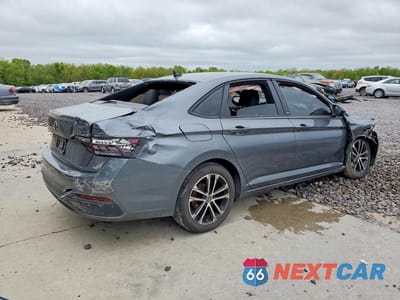 Trzecie zdjęcie samochodu z tyłu: 2024 VOLKSWAGEN JETTA SPORT VIN:3VWBM7BU7RM025541 - miniatura
