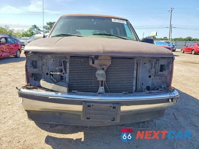 Piąte zdjęcie samochodu w środku: 1995 CHEVROLET TAHOE C1500 VIN:1GNEC13K6SJ397881 - miniatura