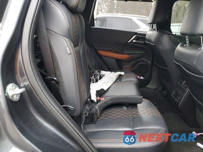 Zdjęcie 10 z 12 samochodu: 2024 MITSUBISHI OUTLANDER SEL VIN:JA4J4WA86RZ062022 - miniatura