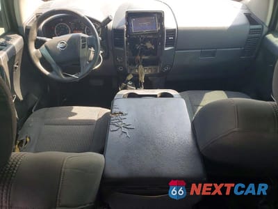 Zdjęcie 8 z 12 samochodu: 2013 NISSAN TITAN S VIN:1N6AA0EJ0DN309153 - miniatura