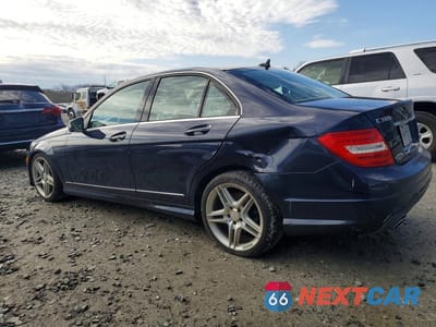 Drugie zdjęcie samochodu z przodu: 2013 MERCEDES-BENZ C 300 4MATIC VIN:WDDGF8AB0DR271563 - miniatura