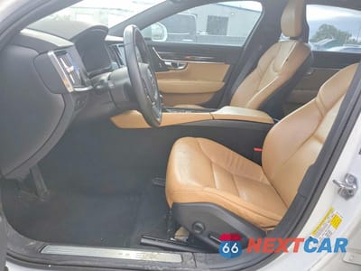 Zdjęcie 7 z 12 samochodu: 2018 VOLVO S90 T5 MOMENTUM VIN:LVY982AK2JP039234 - miniatura