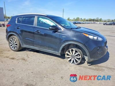 Czwarte zdjęcie samochodu z boku: 2017 KIA SPORTAGE EX VIN:KNDPNCAC9H7229600 - miniatura