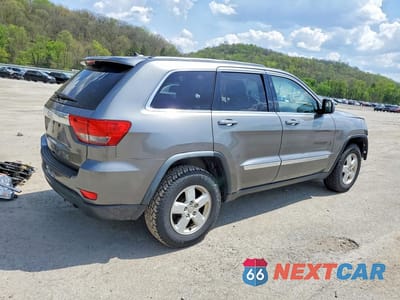 Trzecie zdjęcie samochodu z tyłu: 2012 JEEP GRAND CHEROKEE LAREDO VIN:1C4RJFAG6CC179702 - miniatura