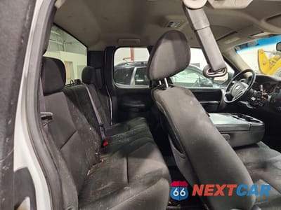 Zdjęcie 10 z 11 samochodu: 2012 CHEVROLET SILVERADO K1500 LT VIN:1GCRKSE79CZ128076 - miniatura