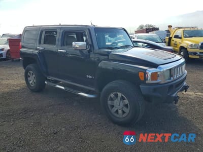 Czwarte zdjęcie samochodu z boku: 2006 HUMMER H3 VIN:5GTDN136868165984 - miniatura